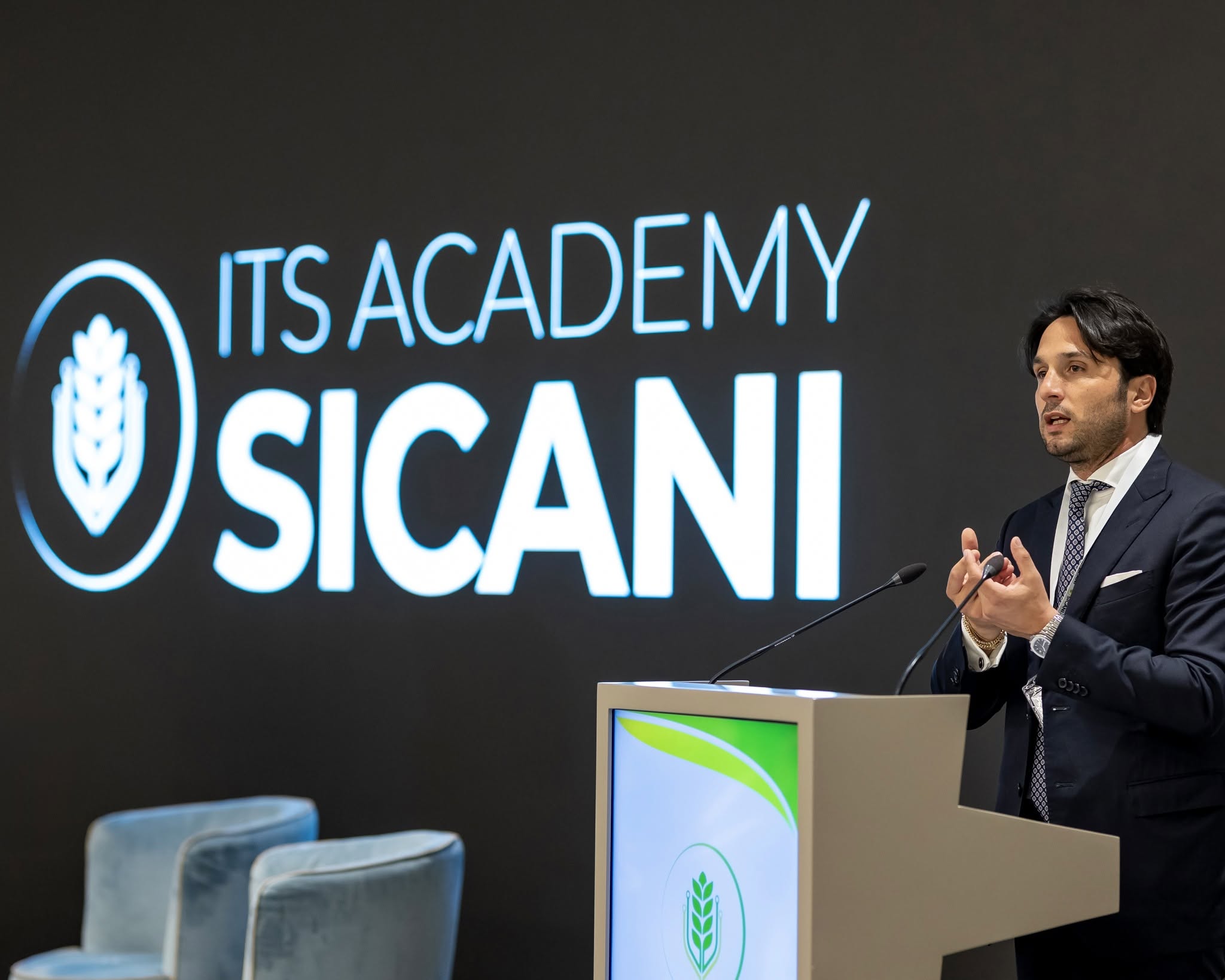 Its academy sicani